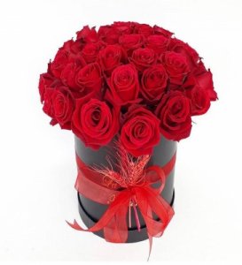 Kutuda 30 Kirmizi Gül