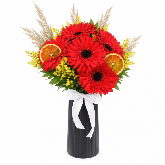 Vazoda Kırmızı Gerberalar