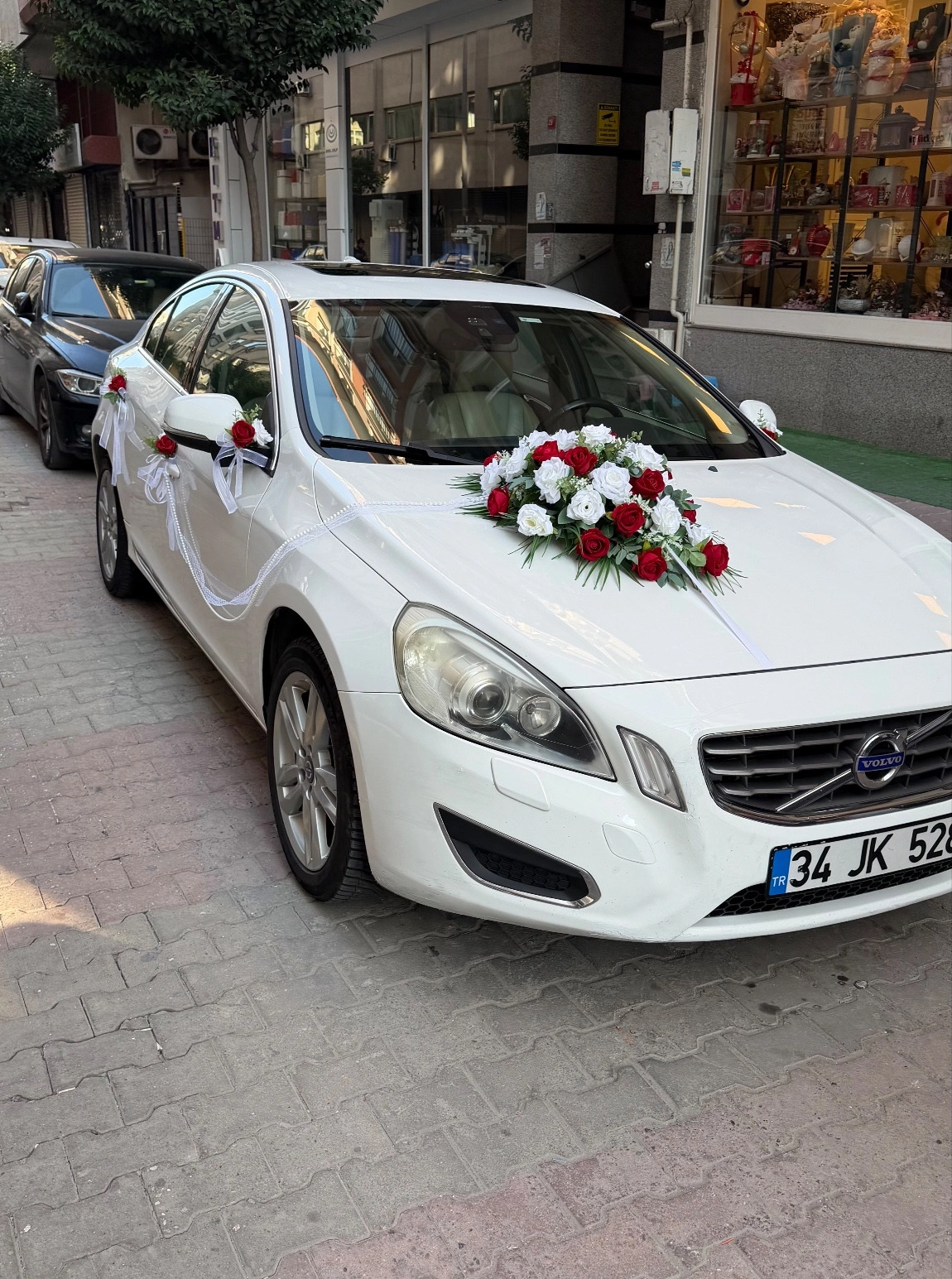 Yapay Model Gelin Arabası Setimiz Kırmızı